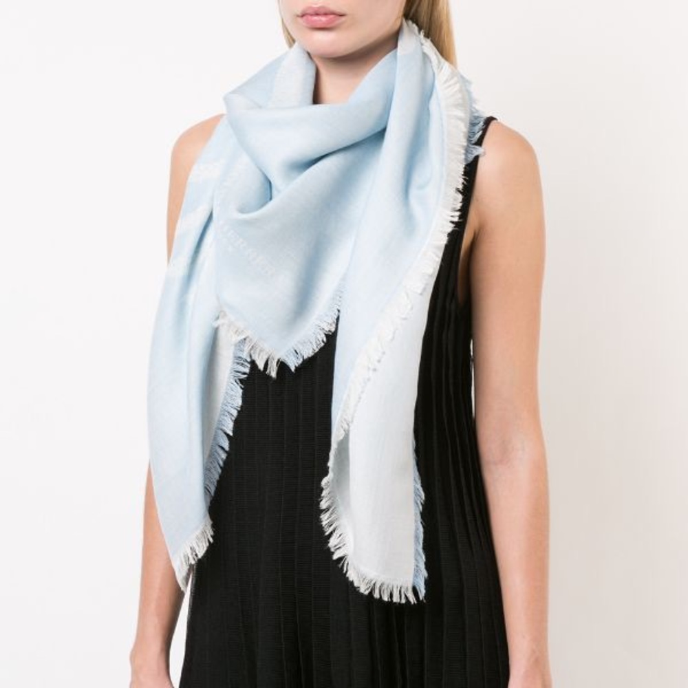 Carolina Herrera Palm Springs scarf